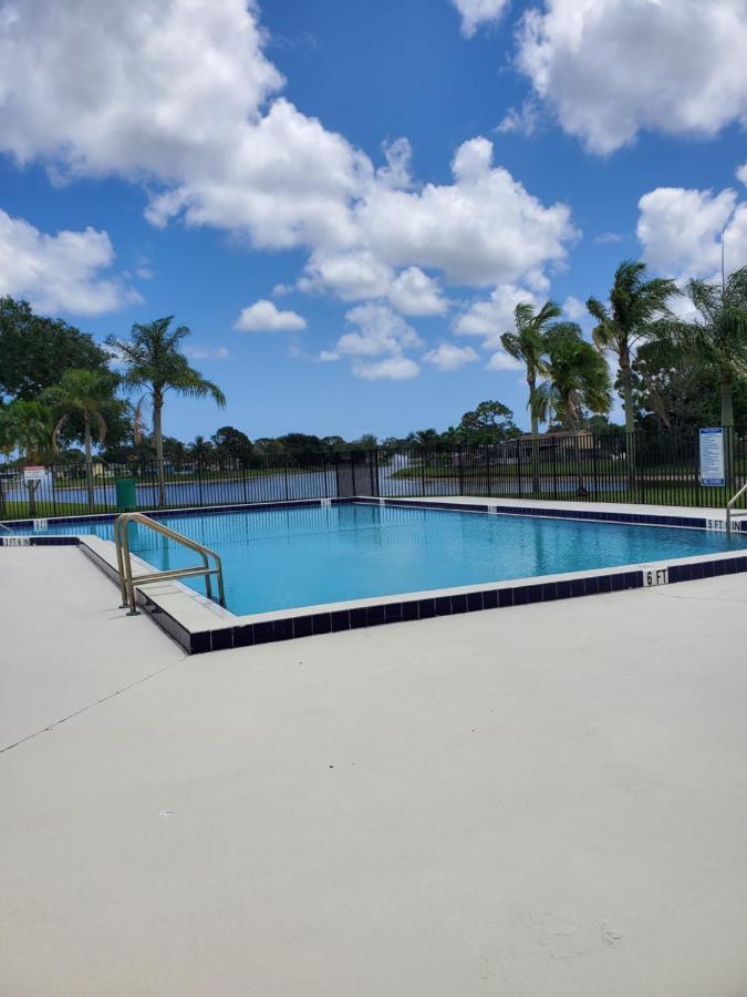 Sun&Fun - Beautiful Renovated 2/2 Villa In 朱庇特 外观 照片